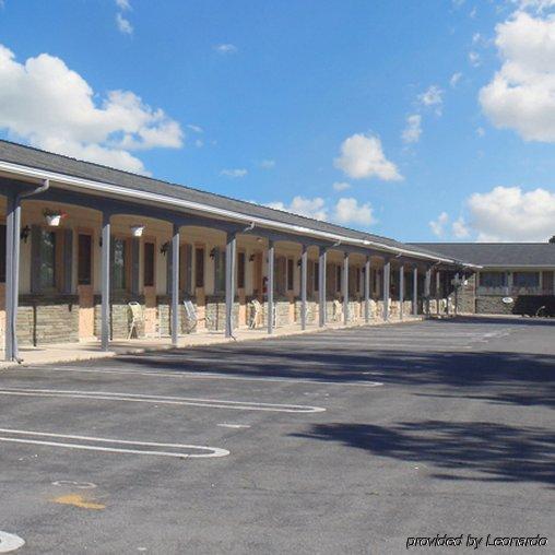 Travelodge By Wyndham Strasburg/Lancaster Amish Country Exterior foto