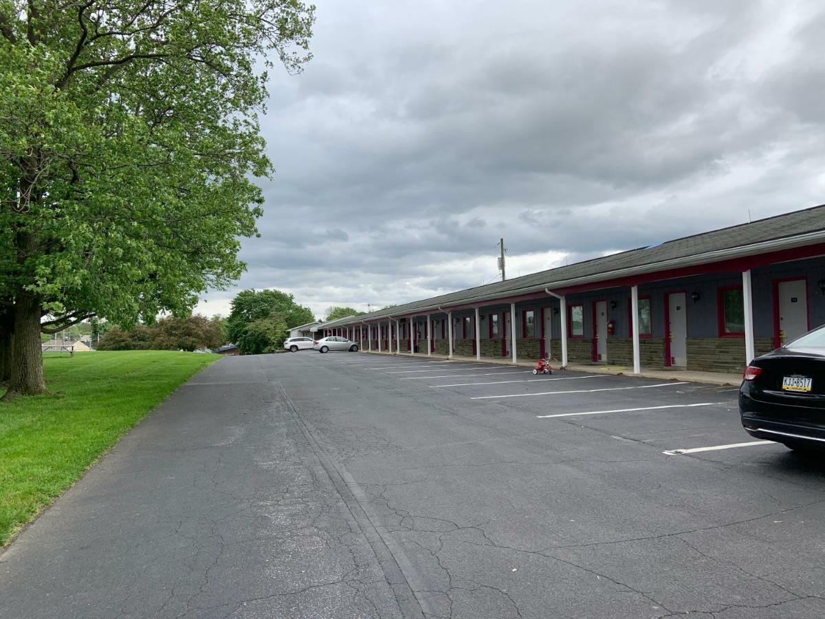 Travelodge By Wyndham Strasburg/Lancaster Amish Country Exterior foto
